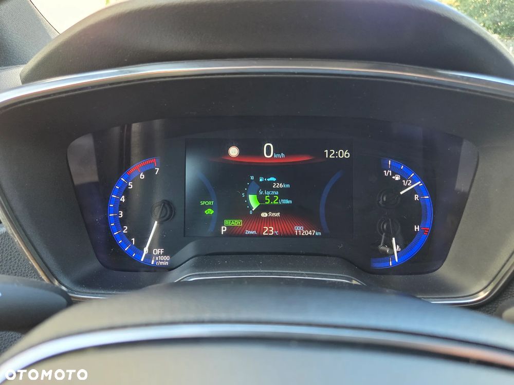 Toyota Corolla 1.8 Hybrid Comfort - 18