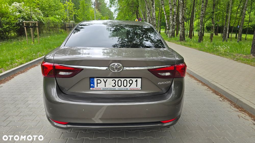 Toyota Avensis 1.8 Prestige MS - 6