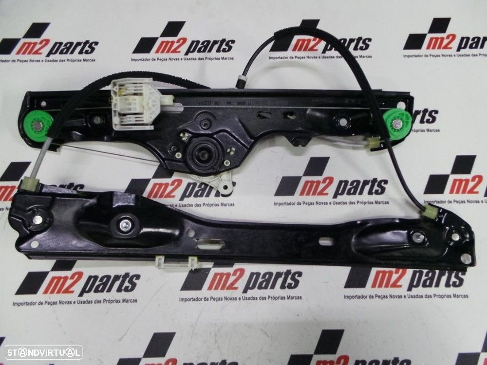 Elevador Direito/Frente Seminovo/ Original BMW X1 51332990386 - 1