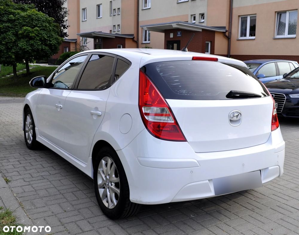 Hyundai i30 1.4 Blue Comfort - 9