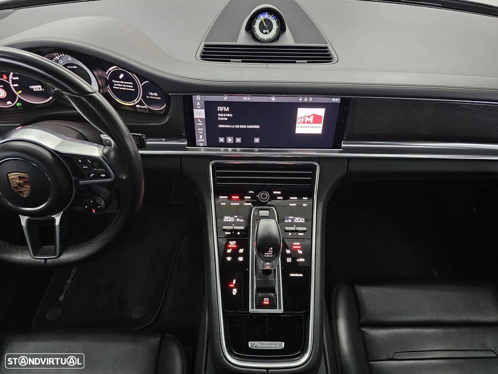 Porsche Panamera - 12