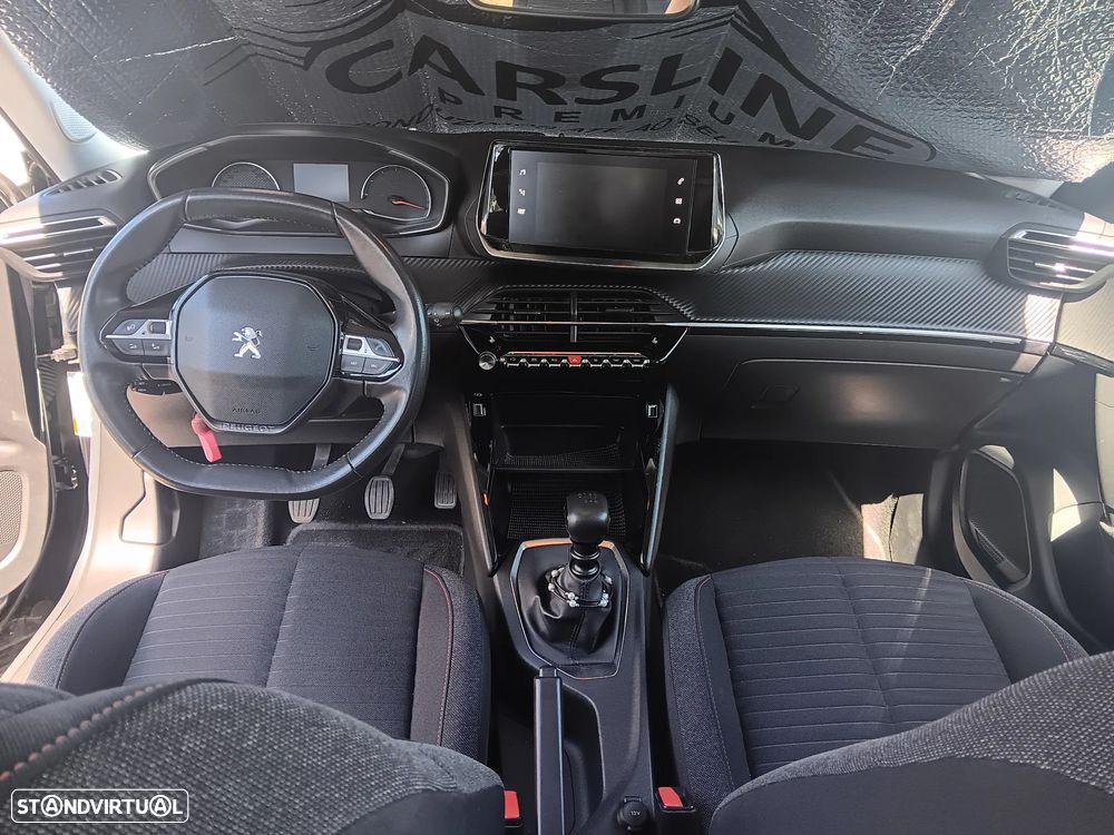 Peugeot 2008 PureTech 100 Active — fotografia 6