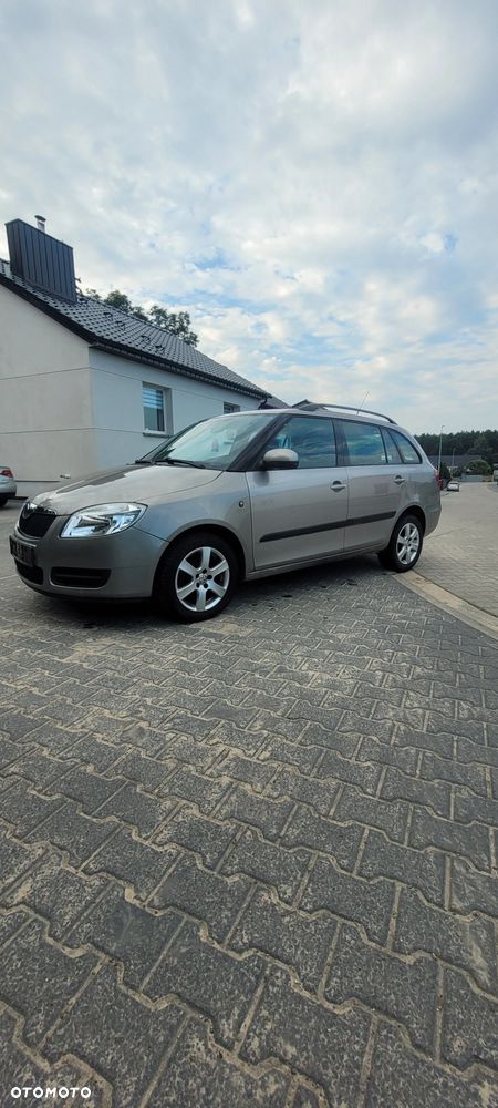 Skoda Fabia 1.2 HTP Elegance - 4