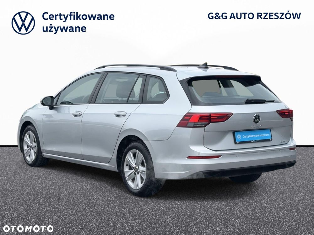 Volkswagen Golf - 5