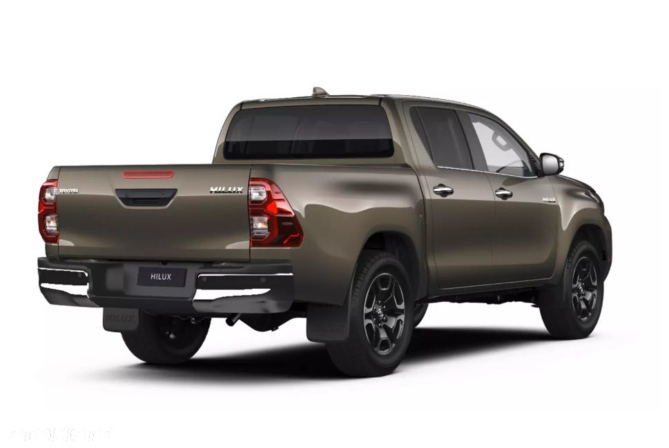 Toyota Hilux Podwójna Kabina - 8