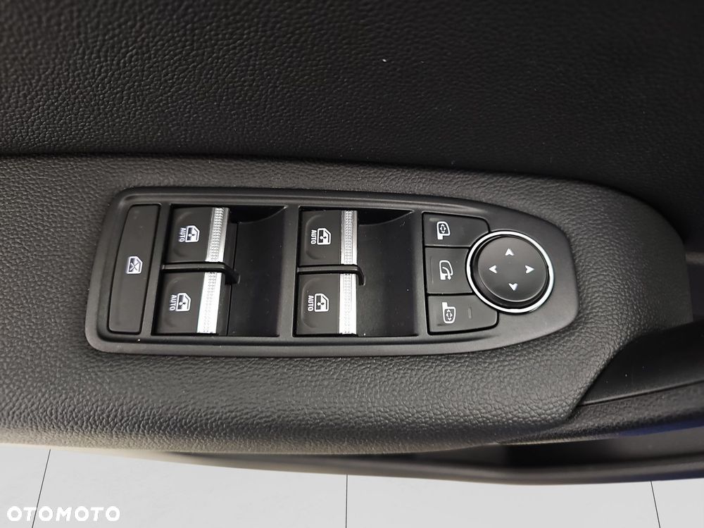 Renault Captur 1.3 TCe mHEV Techno EDC - 11