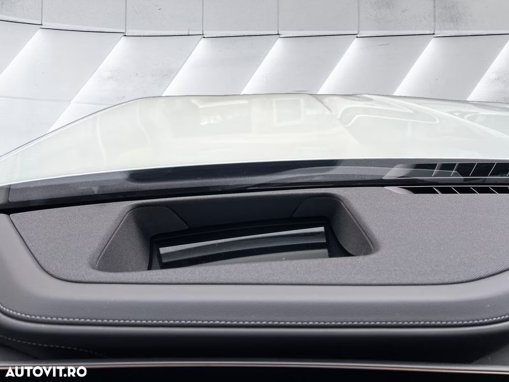 BMW Seria 7 740d xDrive - 29
