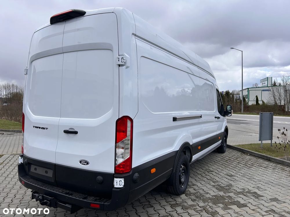 Ford Transit - 3