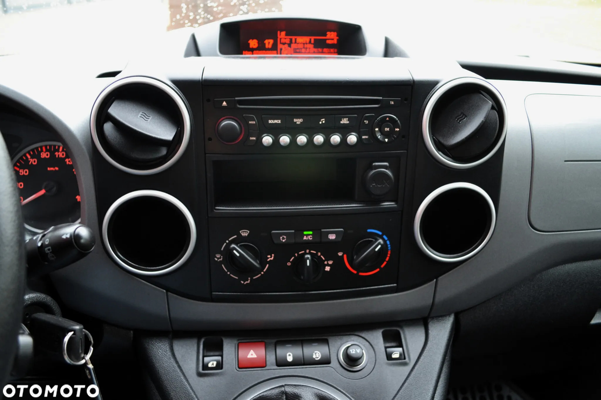 Peugeot Partner 1.6 BlueHDi Outdoor - 10