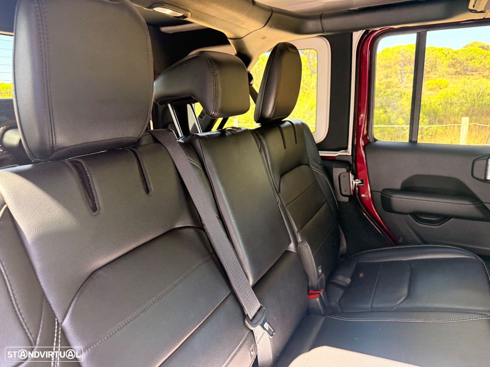 Jeep Wrangler Unlimited 2.0 TG 4xe 80º Aniversário - 17