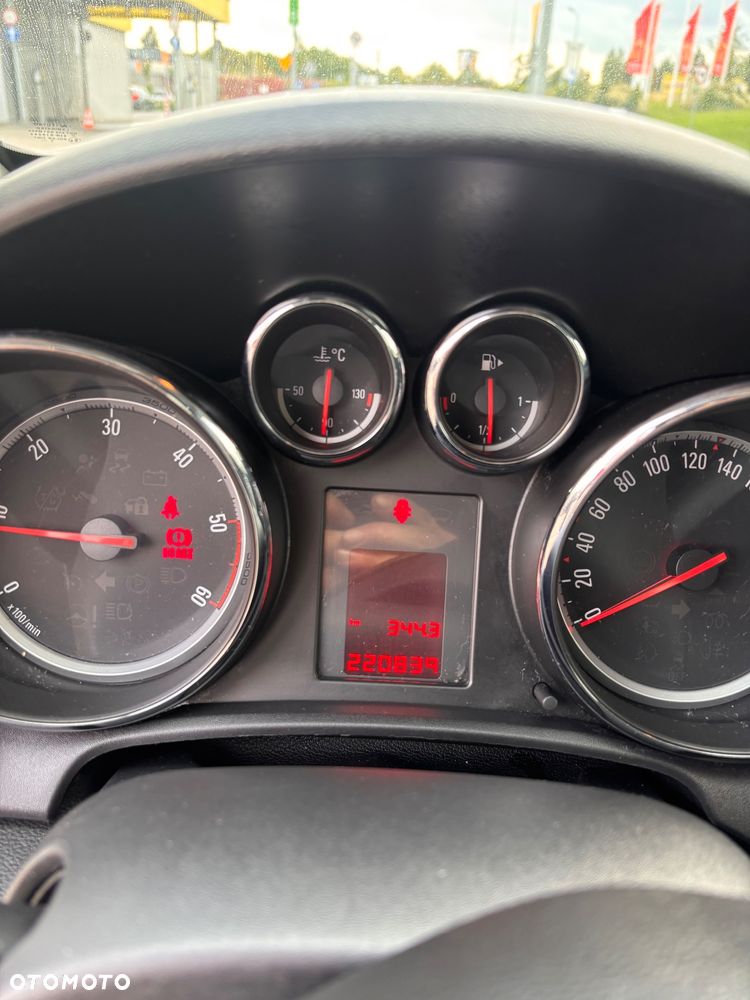 Opel Astra 1.7 CDTI - 17