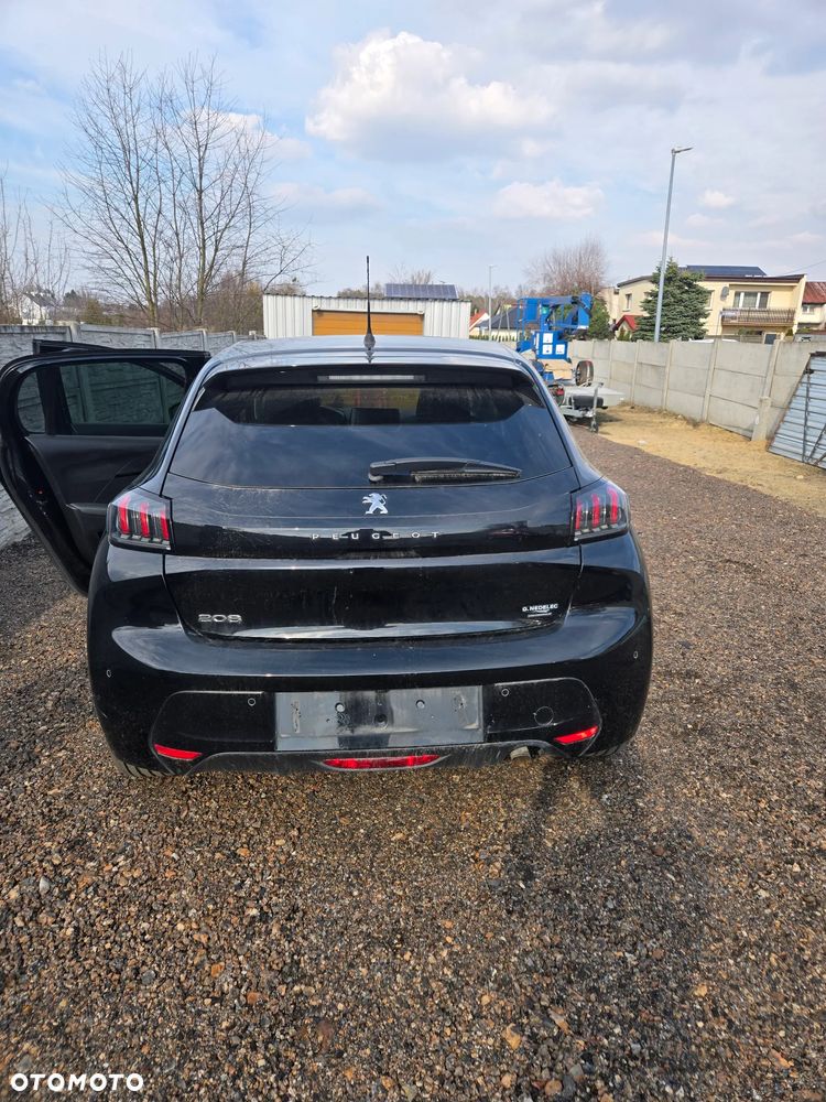 Peugeot 208 PureTech 100 Allure - 6