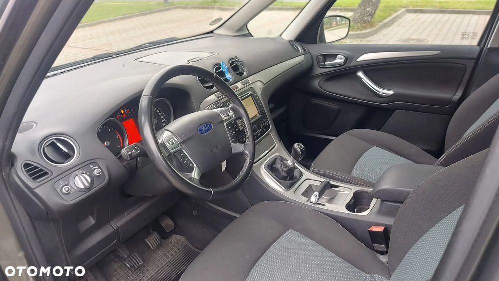Ford Galaxy 2.0 TDCi Titanium - 9