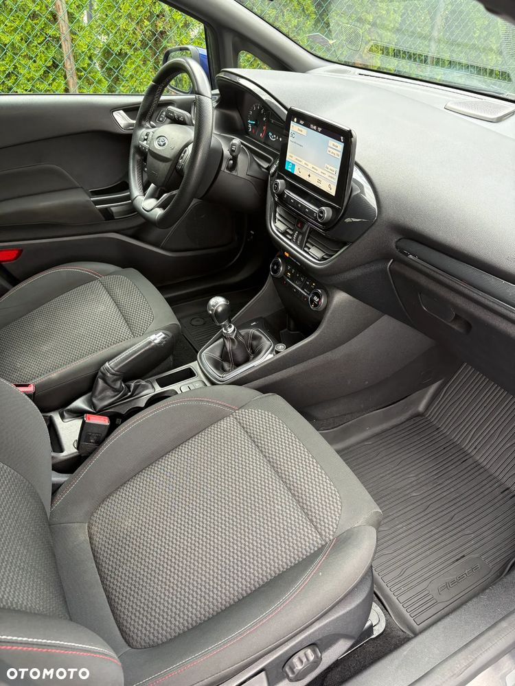 Ford Fiesta 1.0 EcoBoost Hybrid S&S ST-LINE X - 11