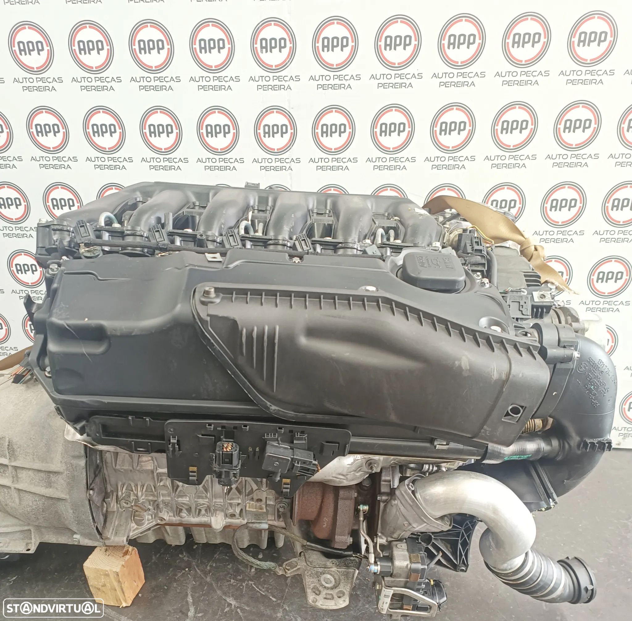 Motor BMW 525 de 2009, referência 30 6 D3, aproximadamente 227 000 KMS . - 1