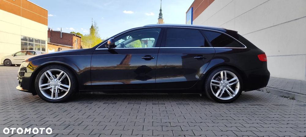 Audi A4 Avant 2.0 TDI - 1