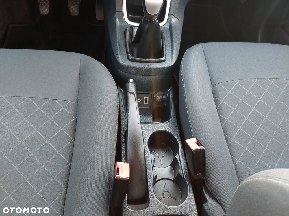 Ford Fiesta - 21