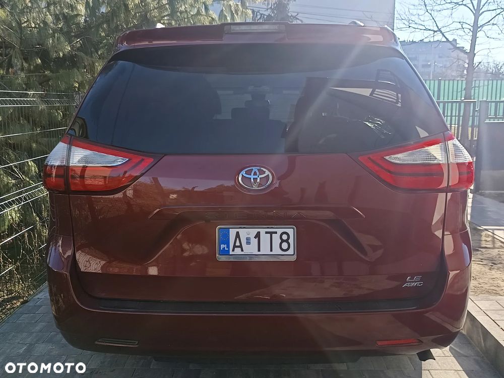 Toyota Sienna 3.5 V6 LE AWD - 6