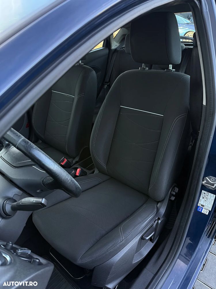 Ford Fiesta 1.5 TDCi Ambiente - 25