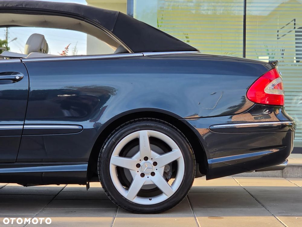 Mercedes-Benz CLK - 33
