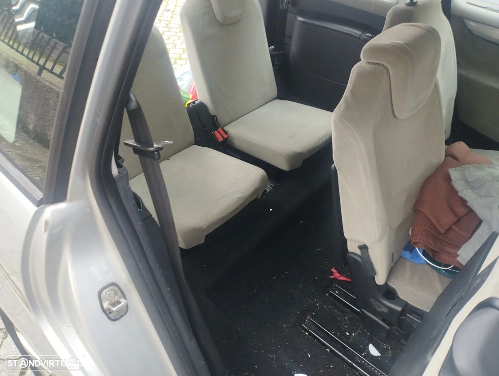 Citroën C4 Grand Picasso 1.6 HDi Confort - 13