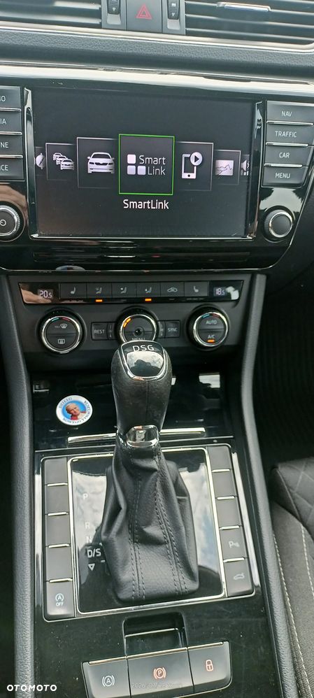 Skoda Superb 2.0 TDI Style DSG - 38