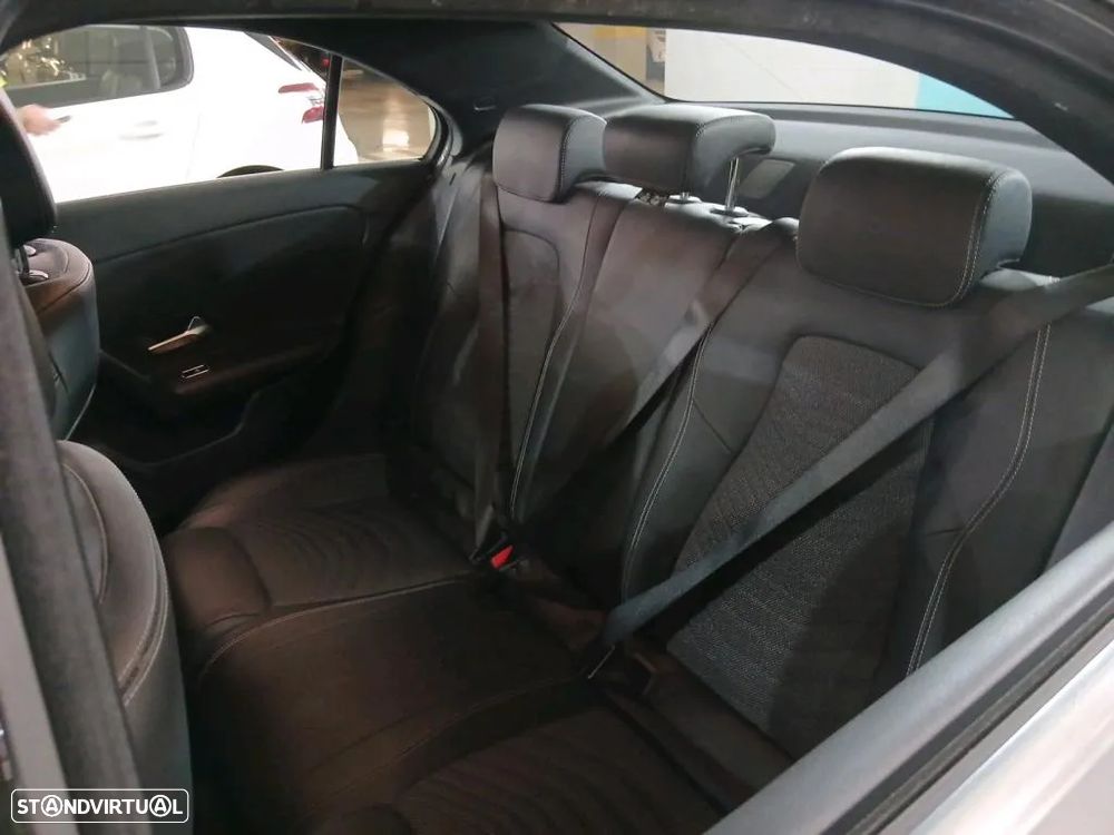 Mercedes-Benz A 250 Limousine e Style Plus - 9