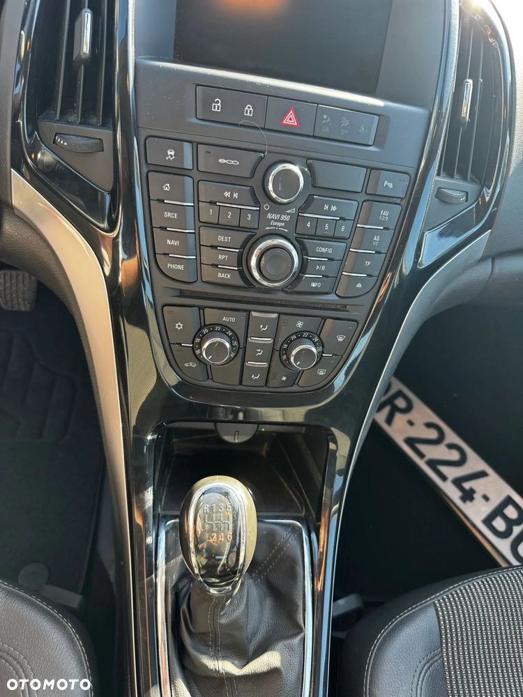 Opel Astra IV 1.6 CDTI Cosmo - 27
