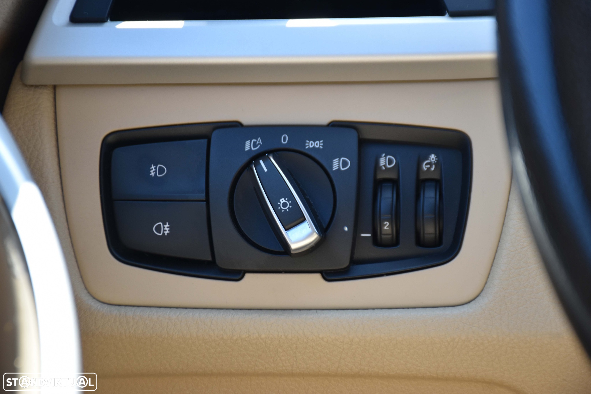 BMW 318 d Touring Auto Line Luxury - 28