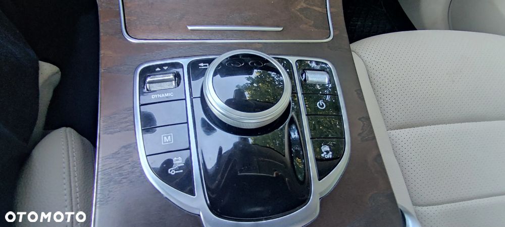 Mercedes-Benz GLC - 20