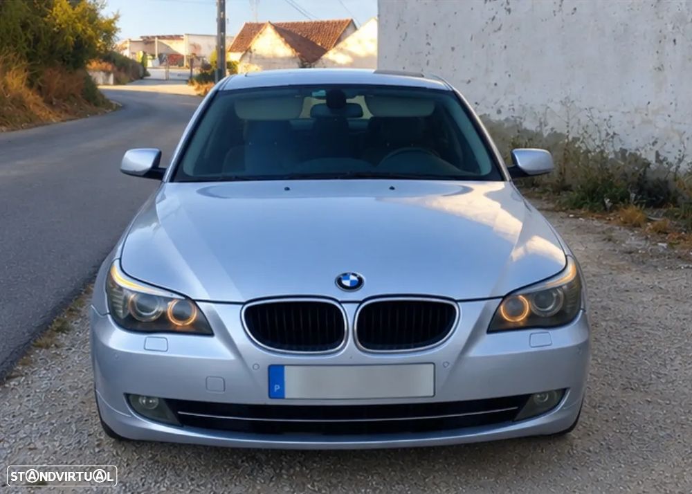 BMW 520 — photo 2