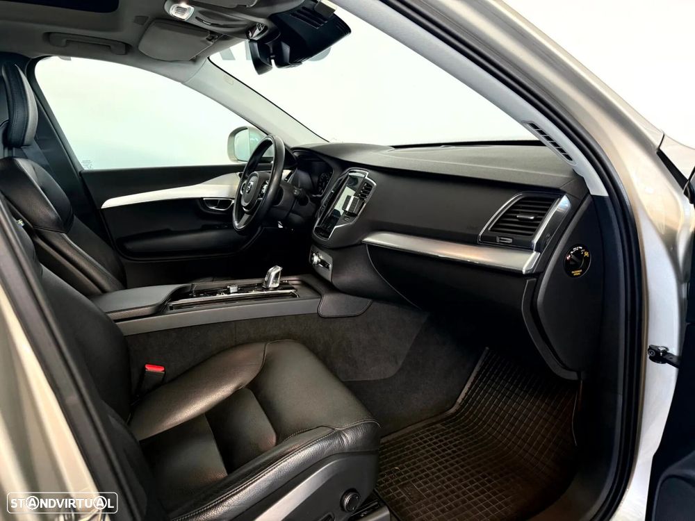 Volvo XC 90 2.0 T8 PHEV Excellence AWD - 42