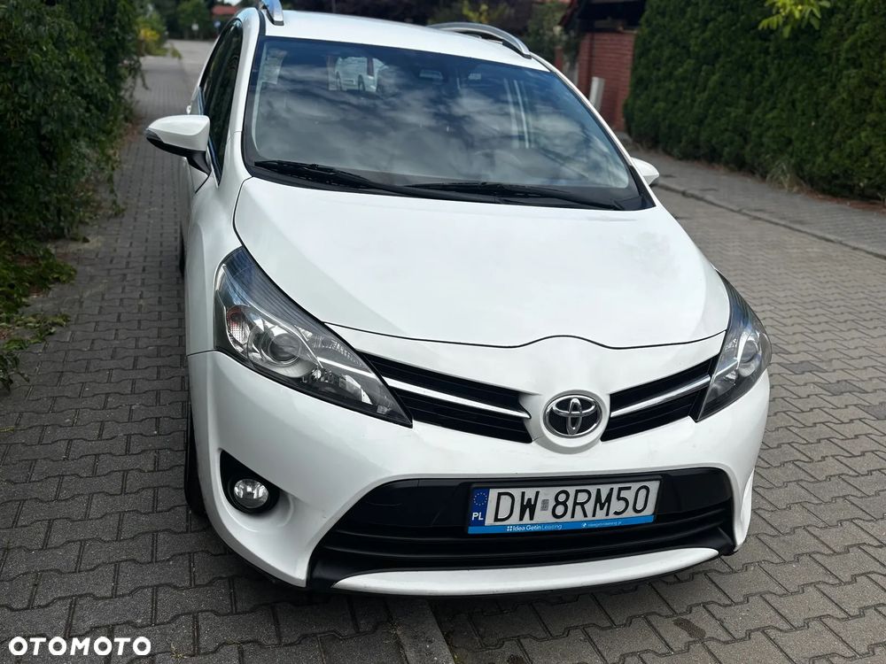 Toyota Verso 1.6 D-4D Active - 24