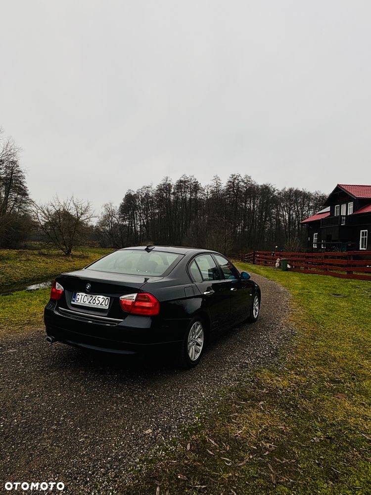 BMW Seria 3 318d DPF Edition Lifestyle - 9