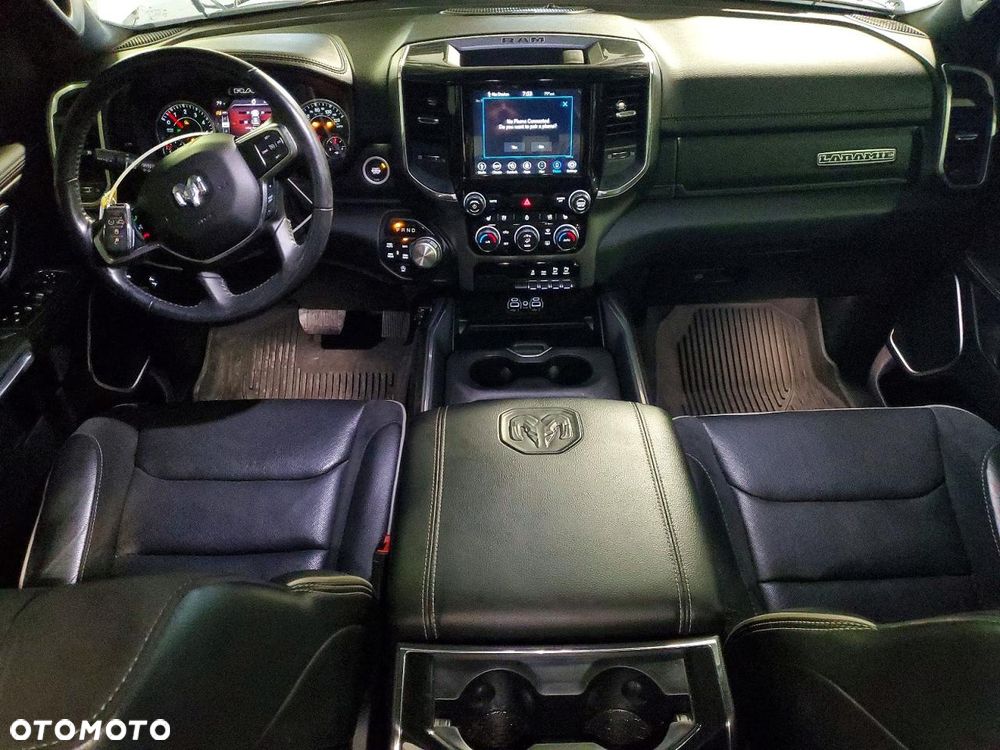 RAM 1500 Crew Cab Shortbed Laramie - 8