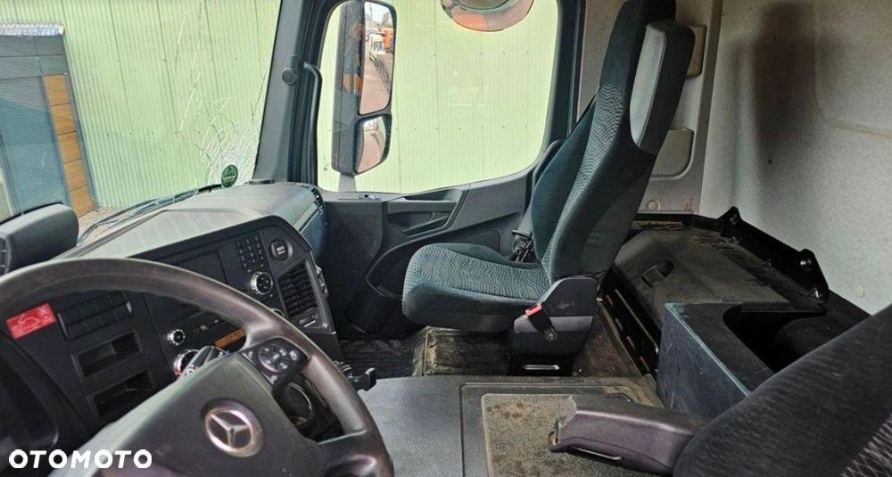 Mercedes-Benz Arocs 6x2 Hakowiec Meiller RK 2070 Duże kontenery (Wywrotka, Bramowiec) 6x4 6x6 - 11