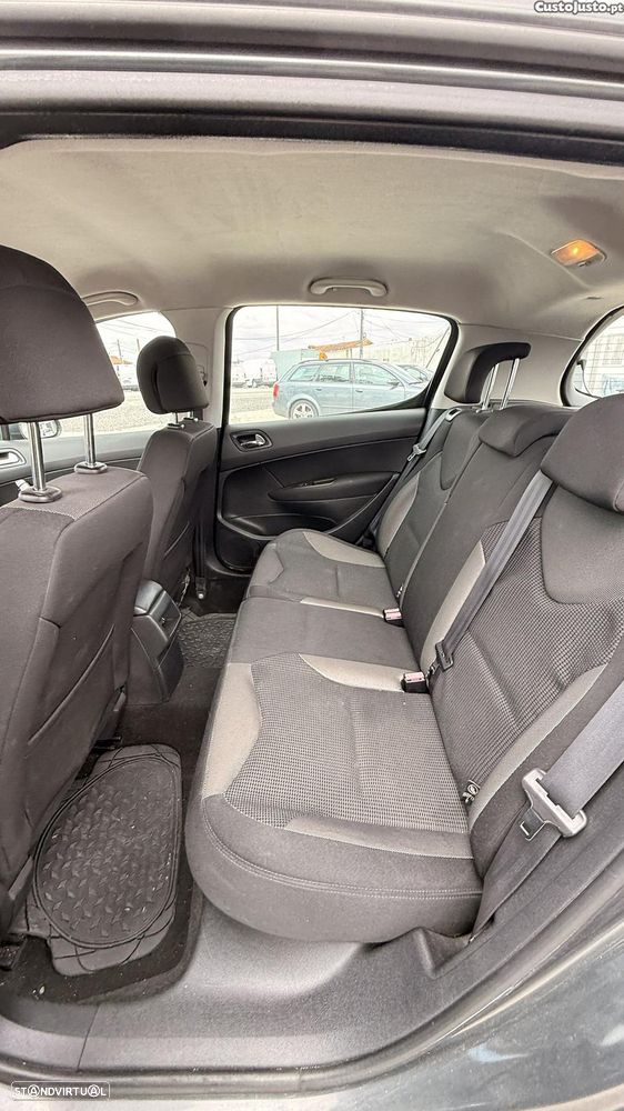 Peugeot 308 - 14