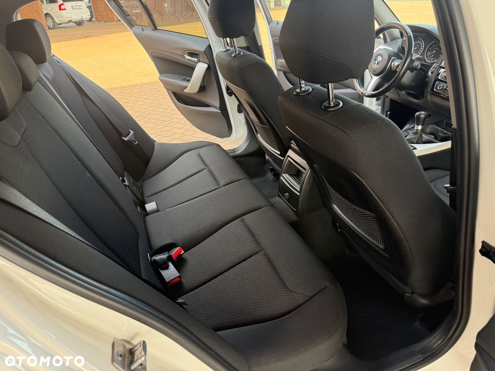 BMW Seria 1 116i Sport Line - 9