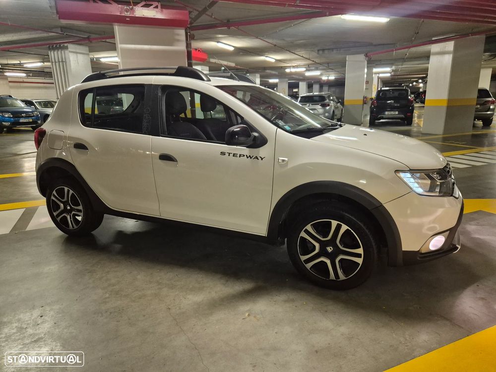 Dacia Sandero 1.0 ECO-G Stepway Bi-Fuel — fotografia 8