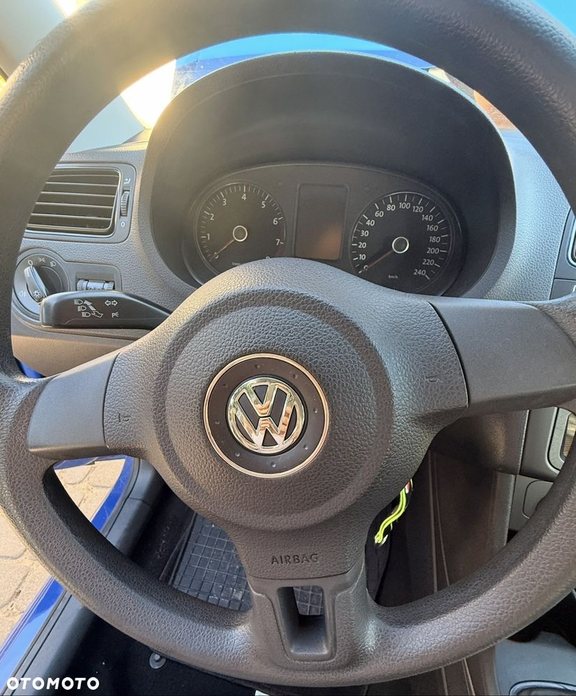 Volkswagen Polo - 10