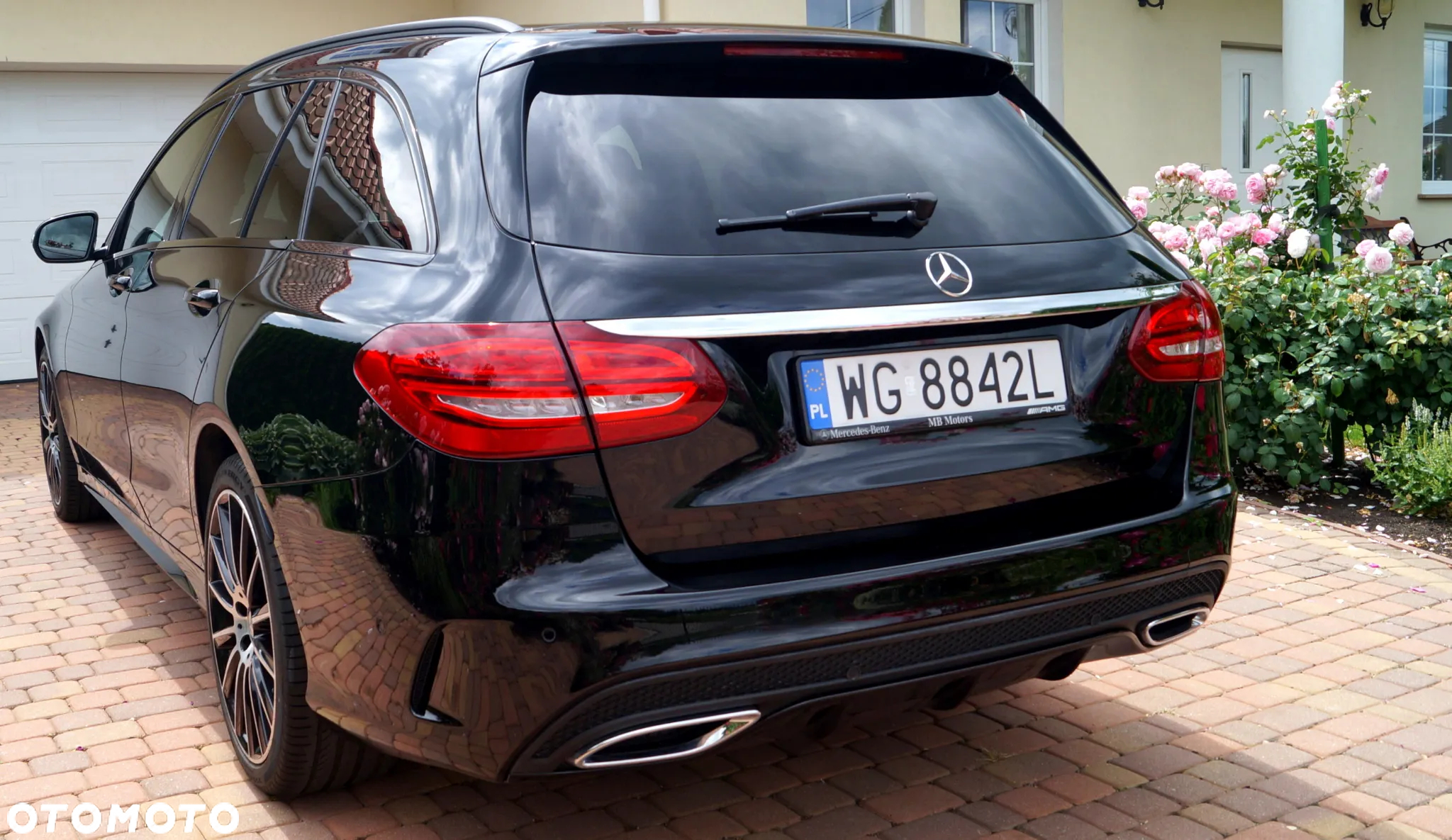 Mercedes-Benz Klasa C 250 d 4Matic T 9G-TRONIC AMG Line - 10