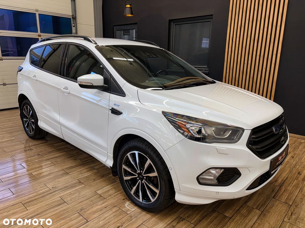 Ford Kuga 2.0 TDCi 2x4 ST-Line - 6