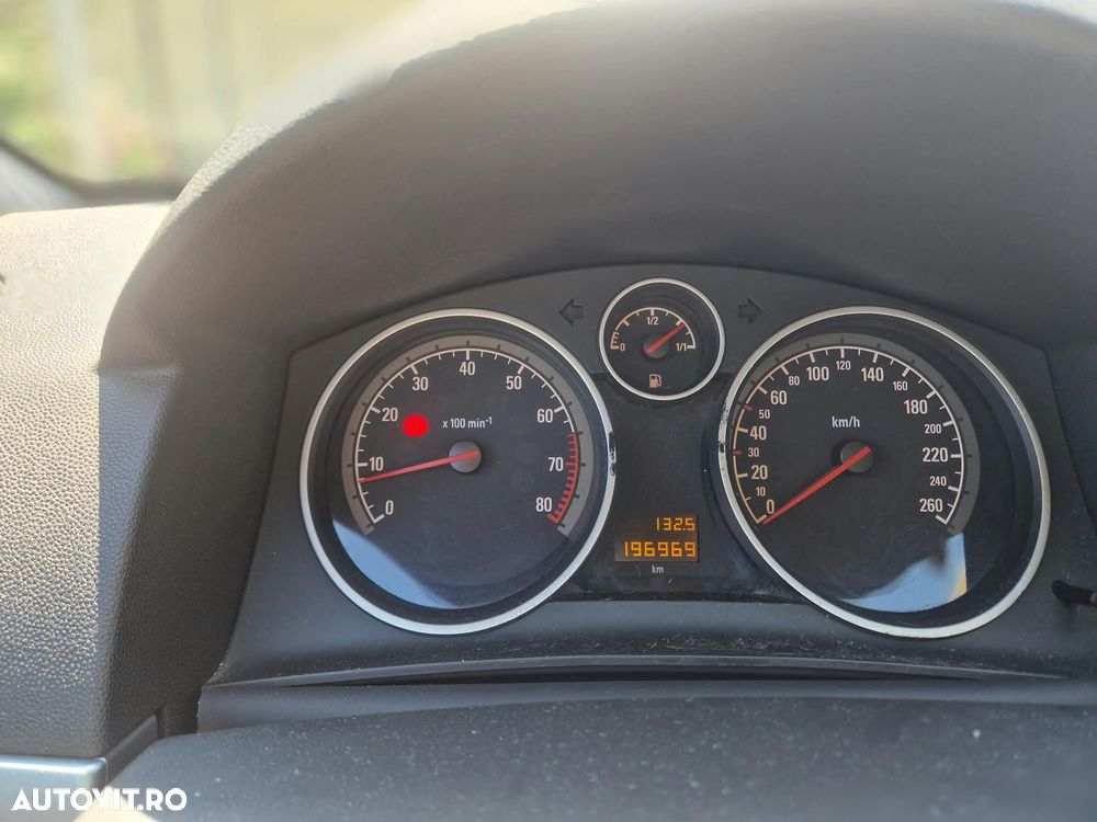 Opel Astra - 2