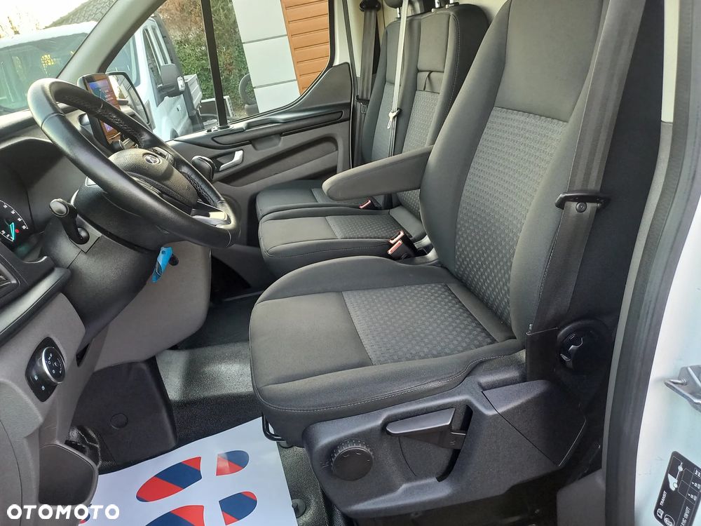 Ford Transit Custom - 17