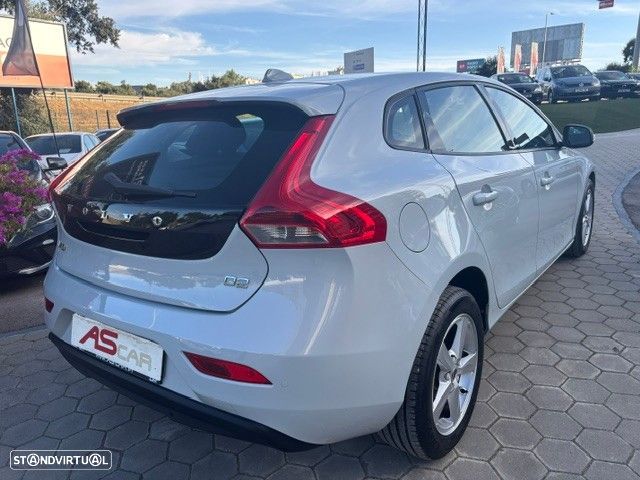 Volvo V40 D2 - 5