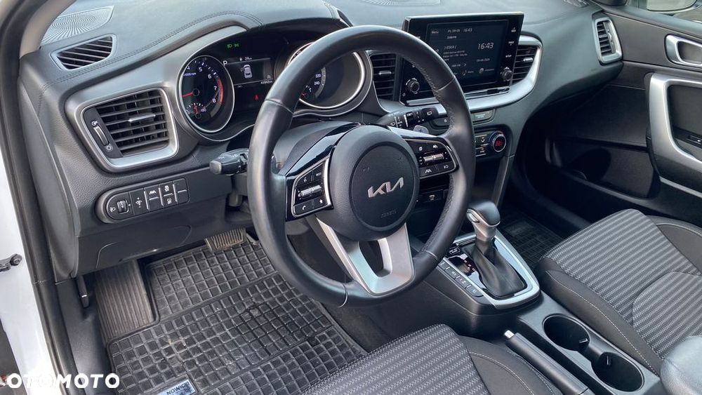 Kia XCeed 1.5 T-GDI M DCT - 9