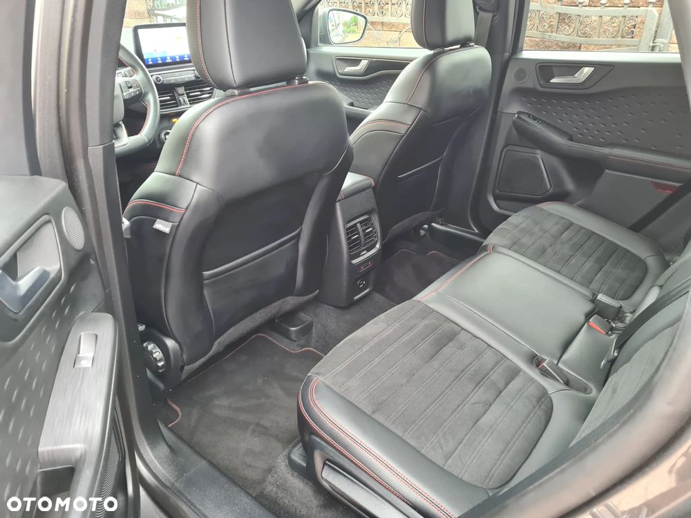 Ford Kuga 1.5 EcoBoost TITANIUM X - 9