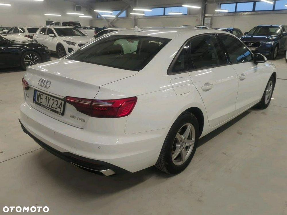 Audi A4 Limousine 35 TFSI S tronic - 4
