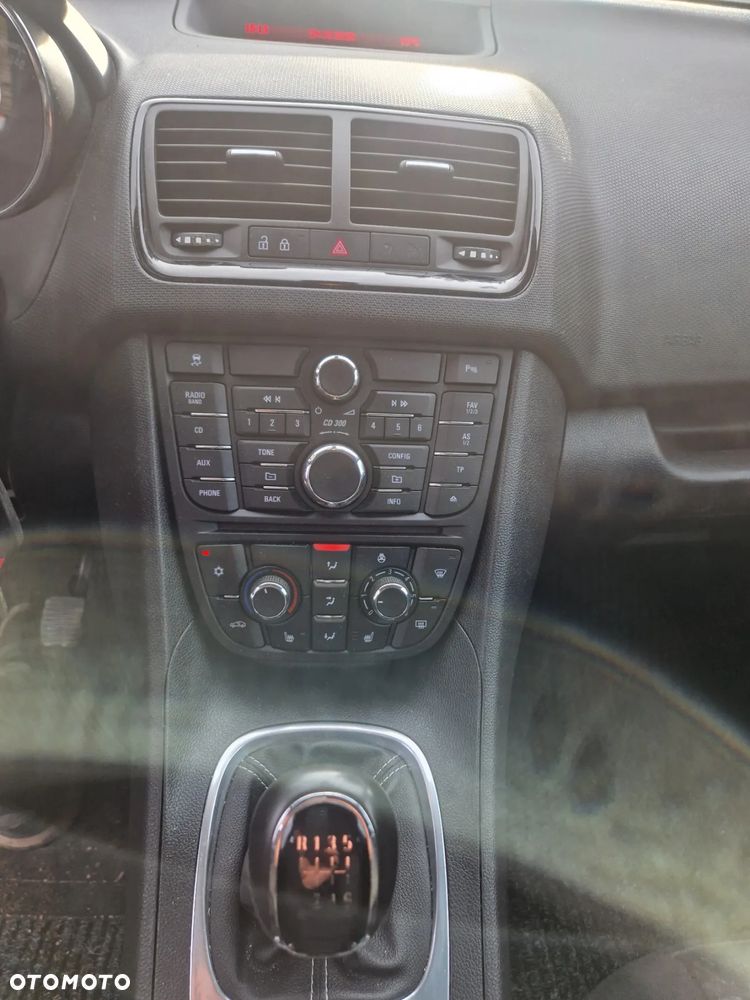 Opel Meriva 1.4 Color Edition - 11