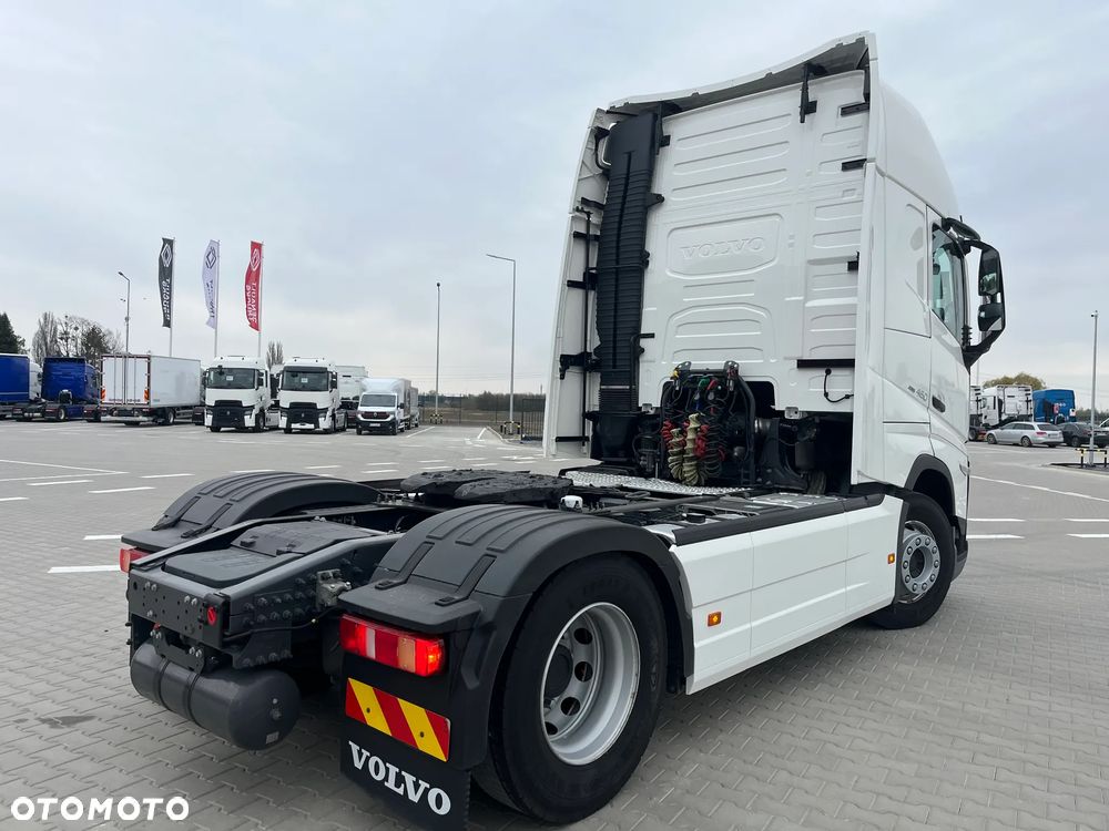 Volvo FH460 I-Save Globetrotter XL - 3
